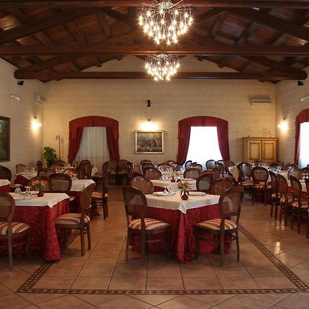 Agriturismo Antico Leccio Gioia Del Colle Bagian luar foto