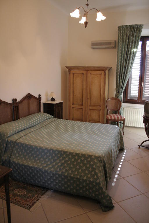 Agriturismo Antico Leccio Gioia Del Colle Ruang foto